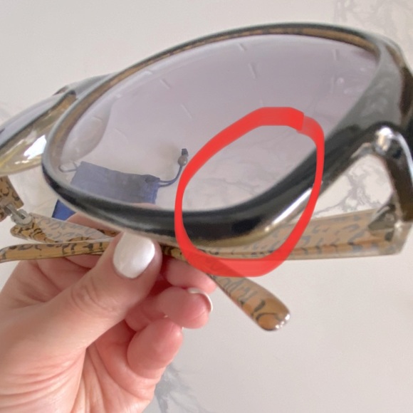 American Eagle Sunglasses - Picture 4 of 5